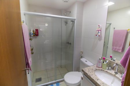 Apartamento à venda com 71m², 2 quartos e 1 vagaBanheiro da Suíte 1