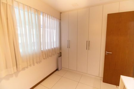 Apartamento à venda com 71m², 2 quartos e 1 vagaSuíte 2