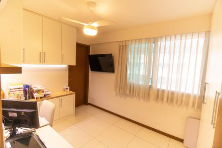 Apartamento à venda com 71m², 2 quartos e 1 vagaSuíte 2
