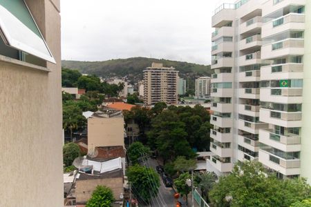Vista da Sala de apartamento à venda com 2 quartos, 71m² em Santa Rosa, Niterói