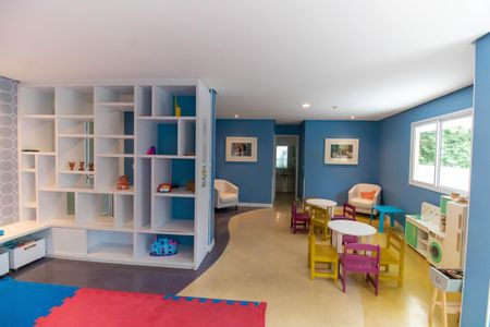 Apartamento à venda com 71m², 2 quartos e 1 vagaÁrea comum