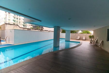 Apartamento à venda com 71m², 2 quartos e 1 vagaÁrea comum