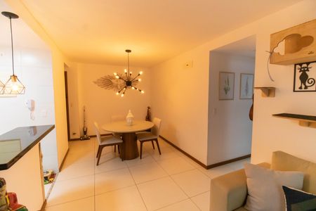 Apartamento à venda com 71m², 2 quartos e 1 vagaSala