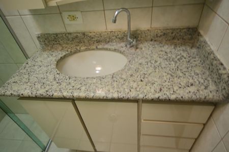 Casa para alugar com 193m², 3 quartos e 2 vagasBanheiro Social 