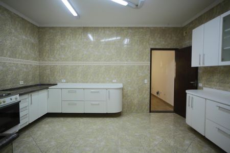 Casa para alugar com 193m², 3 quartos e 2 vagasCozinha 
