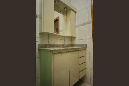 Casa para alugar com 193m², 3 quartos e 2 vagasBanheiro Social 