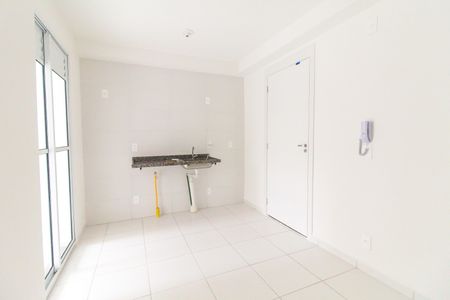 Studio para alugar com 37m², 2 quartos e sem vaga Studio para alugar com 37m², 2 quartos e sem vagaSala/Cozinha