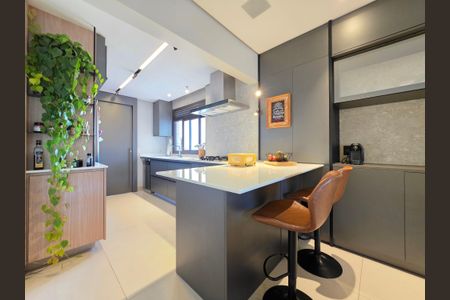 Cozinha  de apartamento à venda com 4 quartos, 145m² em Santo Antônio, Belo Horizonte