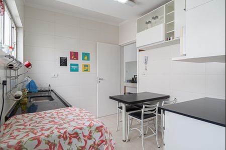 Apartamento à venda com 64m², 2 quartos e sem vagaCozinha