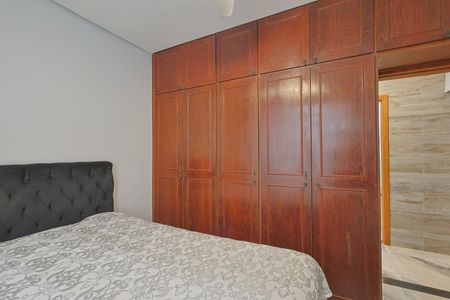 Casa à venda com 4 quartos, 300m² em Ana Lúcia, Belo Horizonte