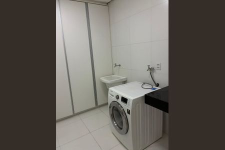 Casa de condomínio para alugar com 190m², 3 quartos e 2 vagasÁrea de serviço