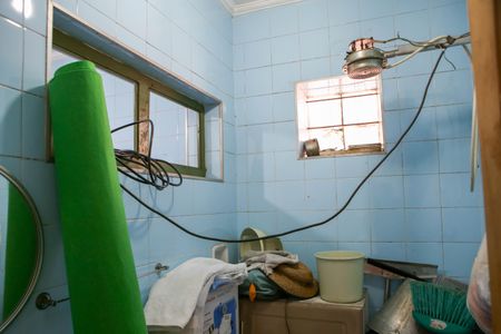 Casa à venda com 140m², 2 quartos e 5 vagasÁrea de Serviço banheiro