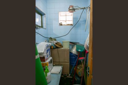 Casa à venda com 140m², 2 quartos e 5 vagasÁrea de Serviço banheiro