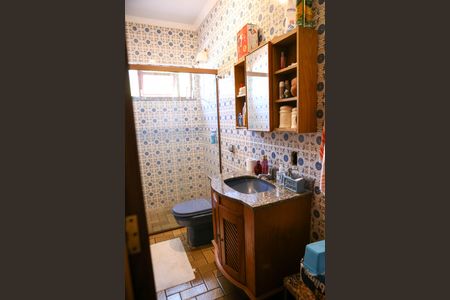 Casa à venda com 140m², 2 quartos e 5 vagasBanheiro