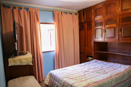 Casa à venda com 140m², 2 quartos e 5 vagasQuarto 2