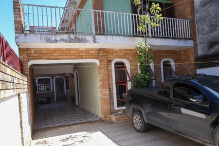 Casa à venda com 140m², 2 quartos e 5 vagasQuintal / Garagem