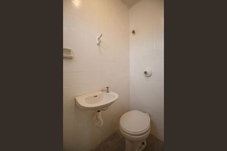 Apartamento para alugar com 64m², 3 quartos e 1 vaga Apartamento para alugar com 64m², 3 quartos e 1 vagaBanheiro de Serviço