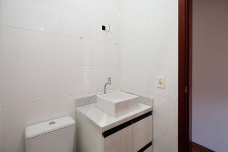 Casa de condomínio à venda com 75m², 2 quartos e 1 vagaBanheiro