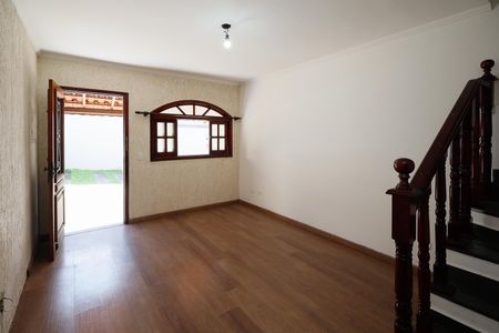 Casa de condomínio à venda com 75m², 2 quartos e 1 vagaSala 