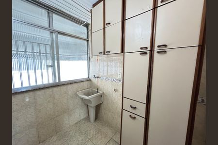 Apartamento à venda com 58m², 2 quartos e 1 vagaÁrea de Serviço