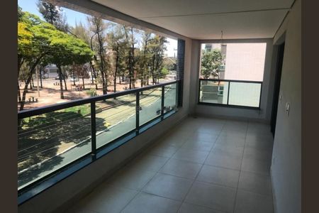 Apartamento à venda com 170m², 3 quartos e 4 vagasFoto 05