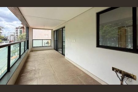 Apartamento à venda com 170m², 3 quartos e 4 vagasFoto 06