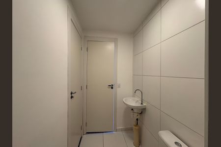 Apartamento para alugar com 34m², 2 quartos e sem vagaBanheiro