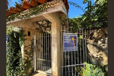 Casa à venda com 190m², 2 quartos e 1 vaga Casa à venda com 190m², 2 quartos e 1 vagaPlaca Instalada em 11/04/2026 - Cod.COEY-1112