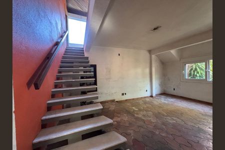 Casa à venda com 190m², 2 quartos e 1 vaga