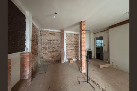 Casa à venda com 190m², 2 quartos e 1 vaga