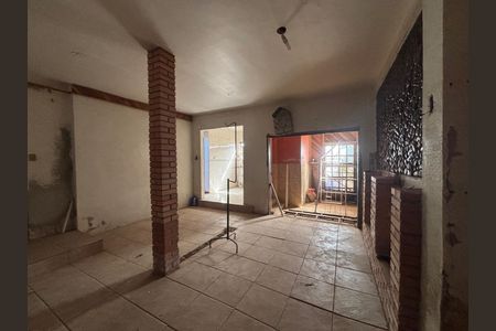 Casa à venda com 190m², 2 quartos e 1 vaga