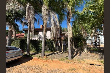 Casa à venda com 190m², 2 quartos e 1 vaga Casa à venda com 190m², 2 quartos e 1 vagaPlaca Instalada em 11/04/2026 - Cod.COEY-1112