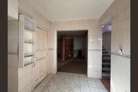 Casa à venda com 190m², 2 quartos e 1 vaga