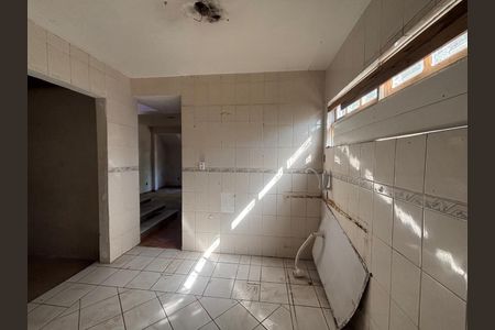 Casa à venda com 190m², 2 quartos e 1 vaga