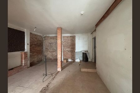 Casa à venda com 190m², 2 quartos e 1 vaga