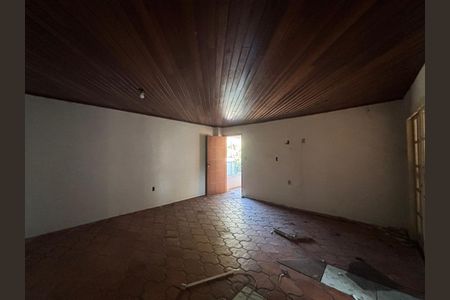 Casa à venda com 190m², 2 quartos e 1 vaga