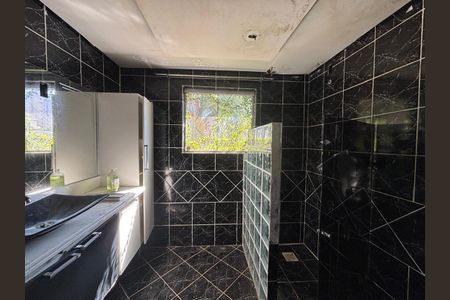 Casa à venda com 190m², 2 quartos e 1 vaga