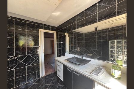 Casa à venda com 190m², 2 quartos e 1 vaga