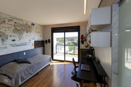 Casa de condomínio à venda com 350m², 4 quartos e 4 vagasSemi Suíte 1