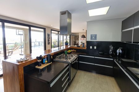 Casa de condomínio à venda com 350m², 4 quartos e 4 vagasCozinha