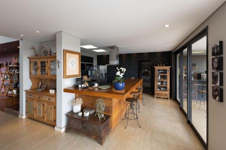 Casa de condomínio à venda com 350m², 4 quartos e 4 vagasCozinha