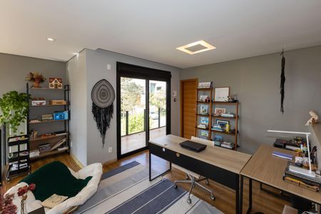 Casa de condomínio à venda com 350m², 4 quartos e 4 vagasEscritório (Suíte 1)