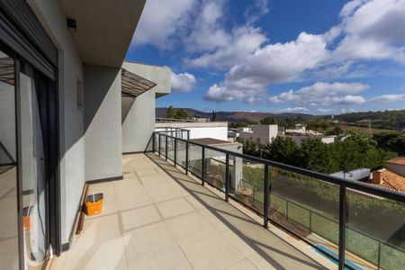 Casa de condomínio à venda com 350m², 4 quartos e 4 vagasVaranda da Semi Suíte 2