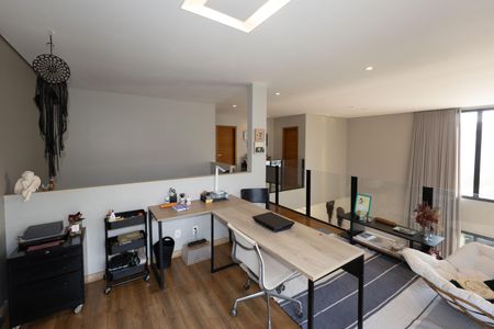 Casa de condomínio à venda com 350m², 4 quartos e 4 vagasEscritório (Suíte 1)