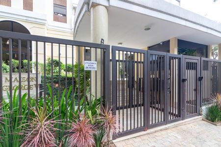 Apartamento para alugar com 77m², 3 quartos e 2 vagasFachada