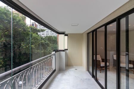 Varanda de apartamento à venda com 3 quartos, 77m² em Vila Nova Conceição, São Paulo