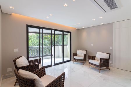 Sala de apartamento à venda com 3 quartos, 77m² em Vila Nova Conceição, São Paulo