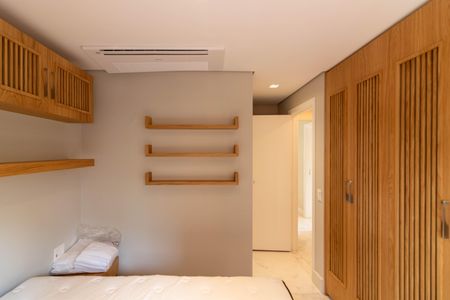 Apartamento para alugar com 77m², 3 quartos e 2 vagasSuíte 2