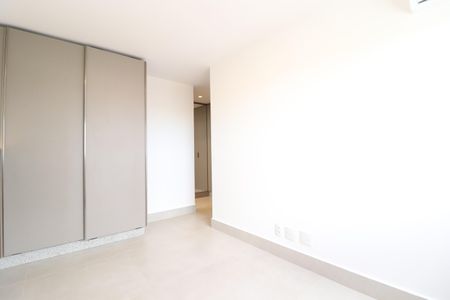 Apartamento para alugar com 86m², 2 quartos e 2 vagasQuarto 2 - Suíte