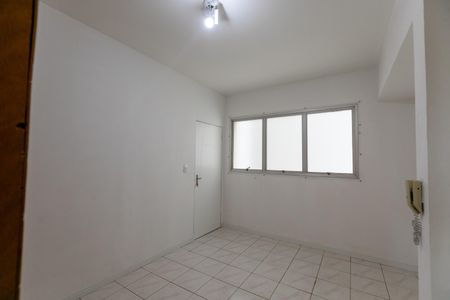 Sala de kitnet/studio para alugar com 1 quarto, 51m² em Centro, Campinas